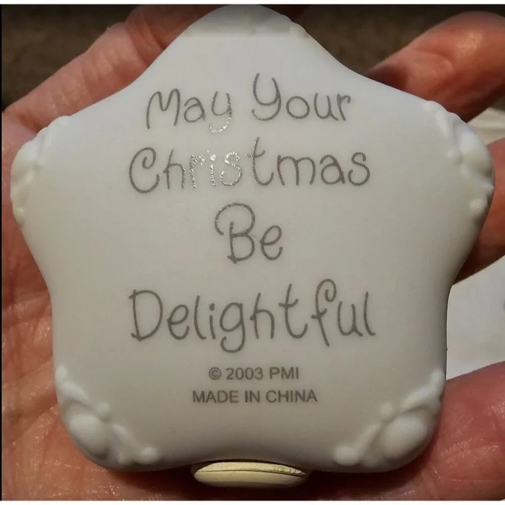 2003 PRECIOUS MOMENTS ORNAMENT 